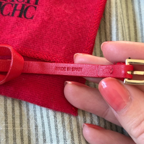 Carolina Herrera Red Leather bracelet cuff - Picture 5 of 6